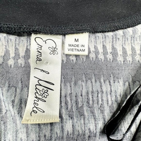 Emma and Michele Dress Size Medium Excellent condition - Picture 4 of 5